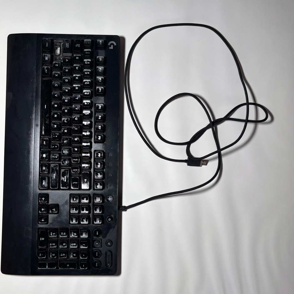 Logitech Black Wired Keyboard